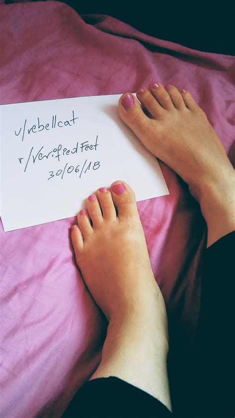 hellovivifeet|(@hellovivifeet) • Instagram photos and videos